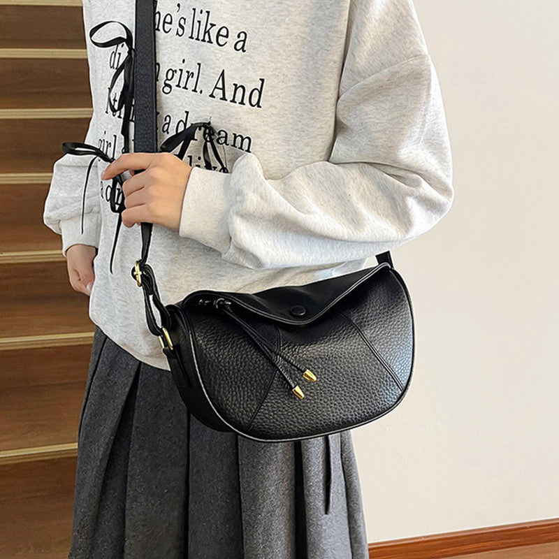 👜✨ Minimalistická crossbody kabelka Dumpling – styl a praktičnost v jednom